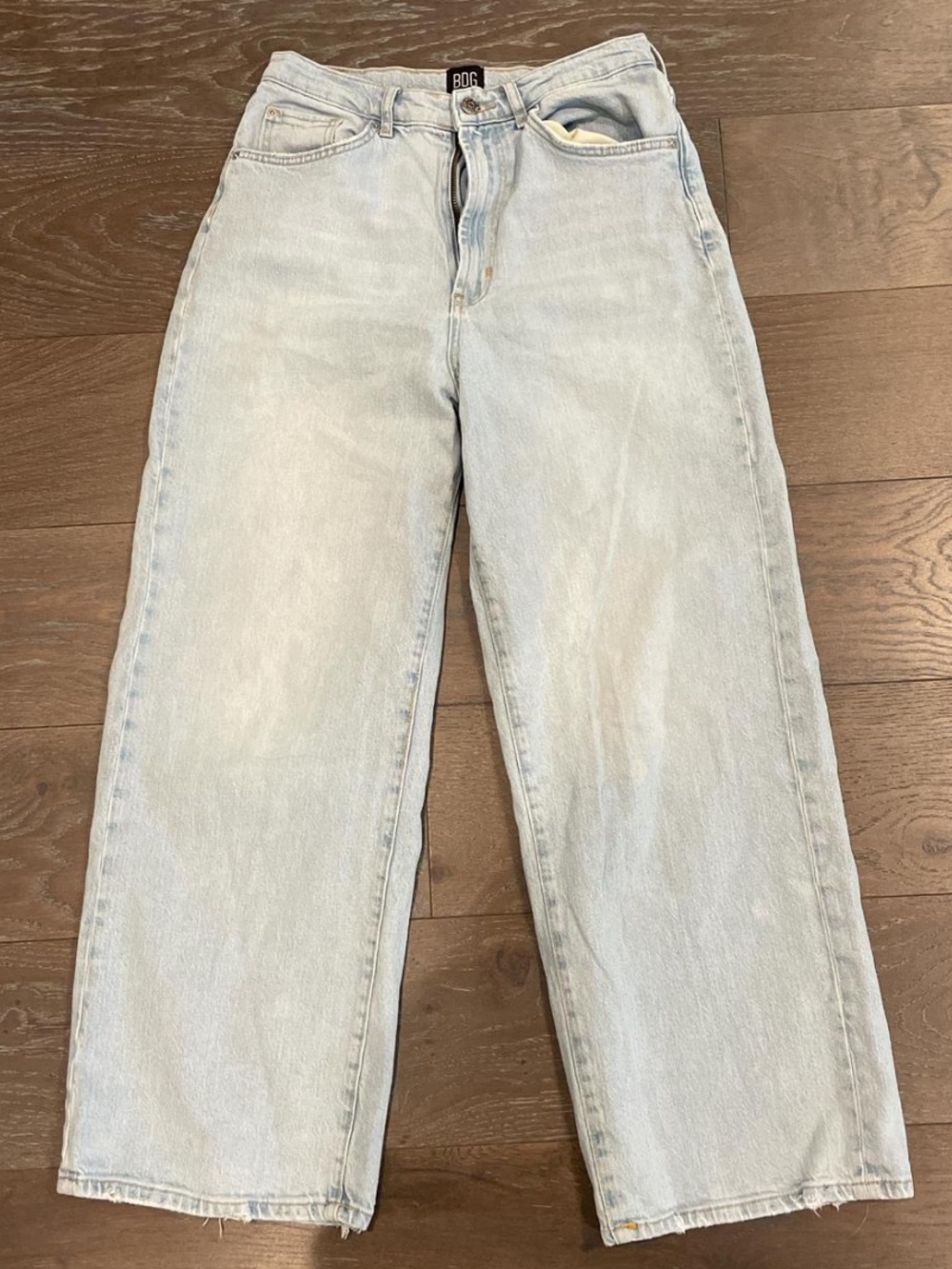BDG Lightwash wide leg jeans